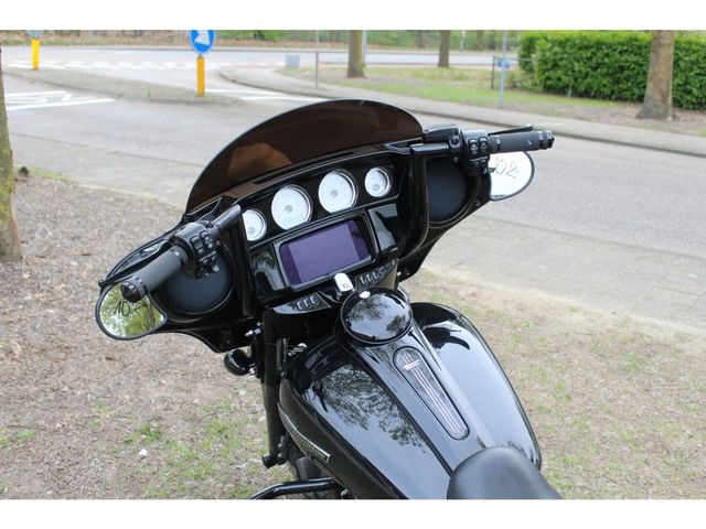 harley-davidson - street-glide-flhx