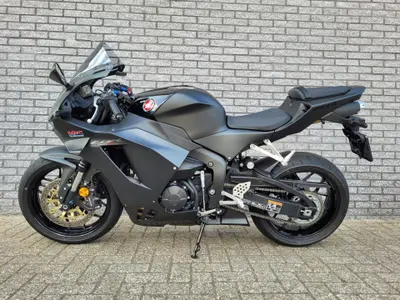 HONDA CBR 600 RR – foto 3
