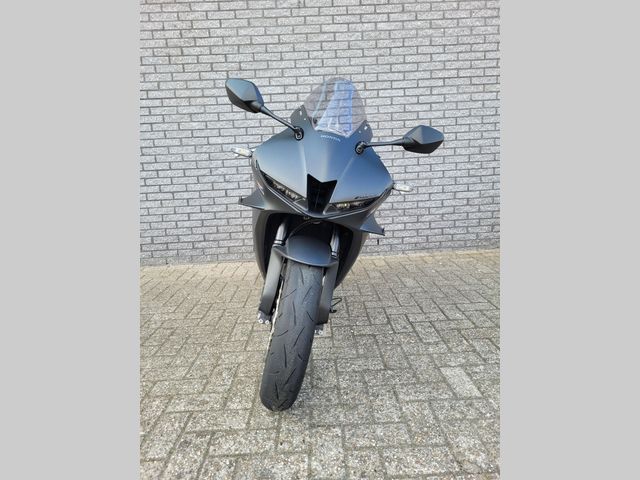 honda - cbr-600-rr