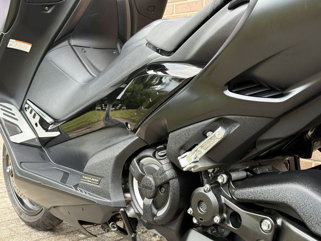 yamaha - tmax-560