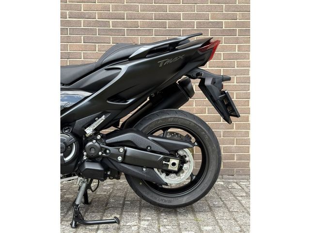 yamaha - tmax-560