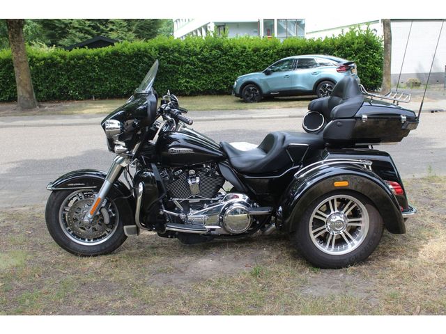 harley-davidson - tri-glide-ultra