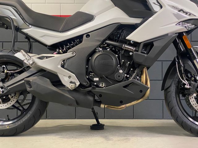 cfmoto - 700-mt