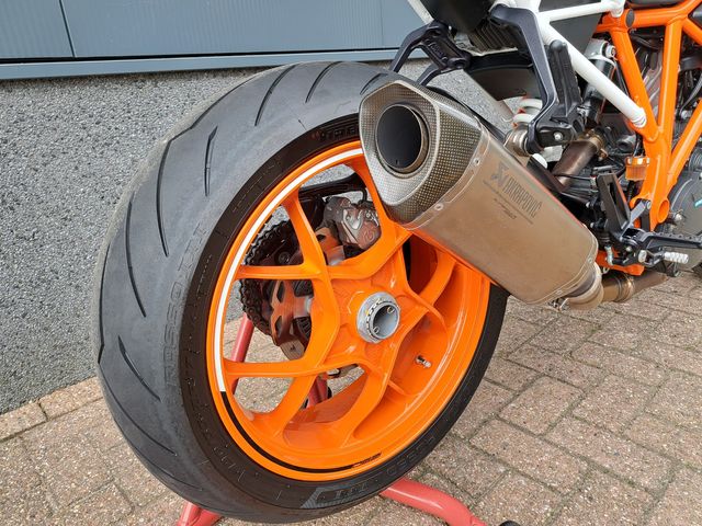 ktm - 1290-super-duke-r-se