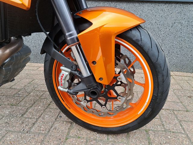 ktm - 1290-super-duke-r-se