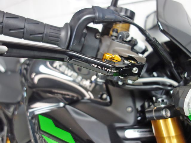 kawasaki - z900
