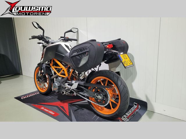 ktm - 390-duke-abs