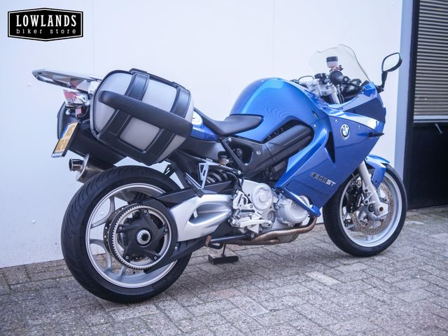 bmw - f-800-st