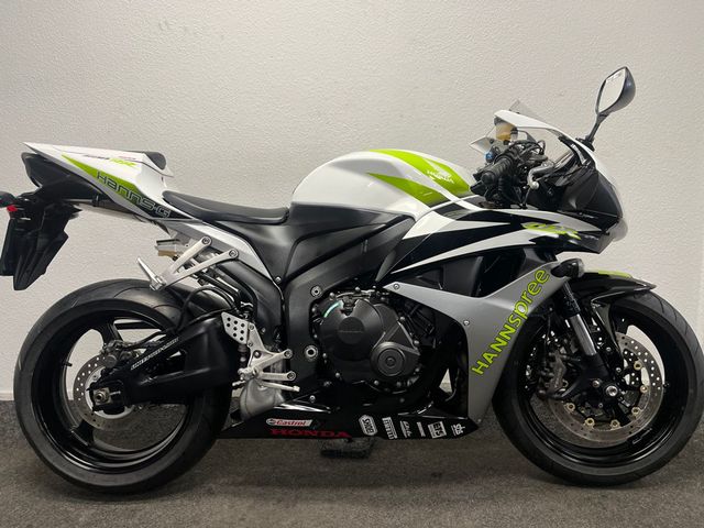 honda - cbr-600-rr