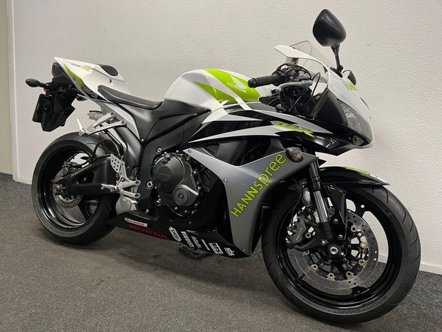 honda - cbr-600-rr