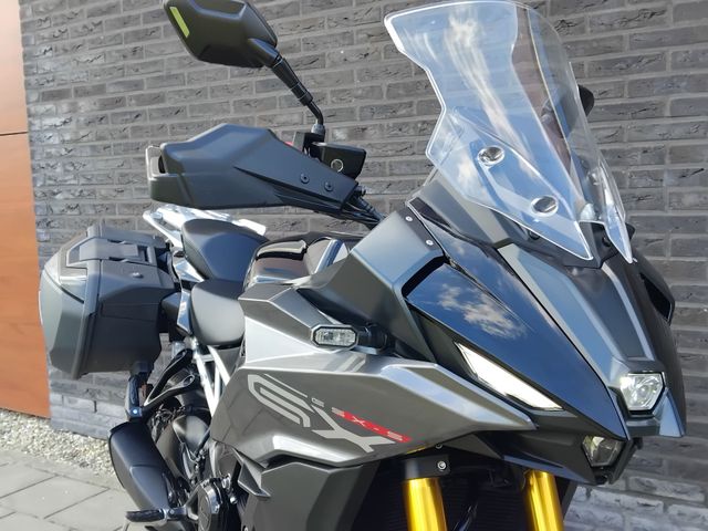 suzuki - gsx-s-1000-gx