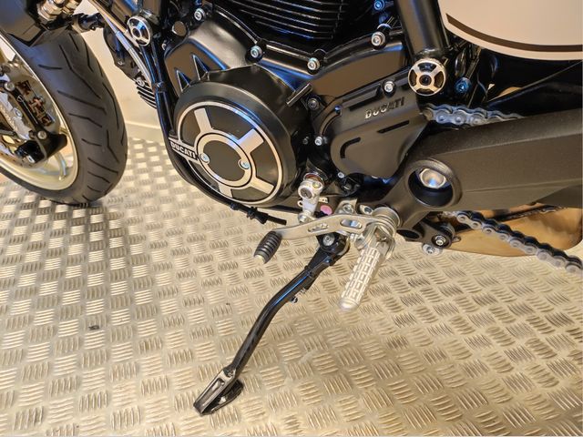 ducati - scrambler-cafe-racer
