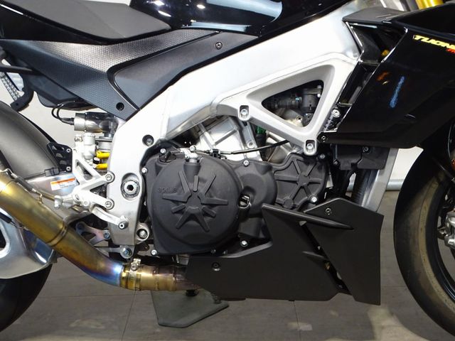 aprilia - tuono-v4