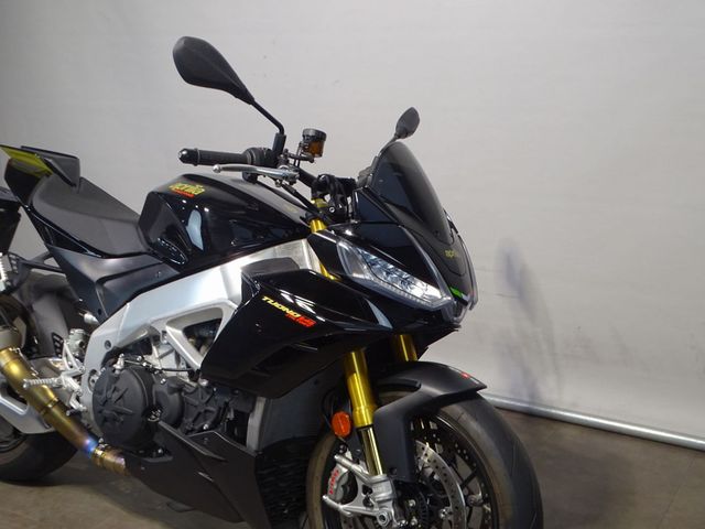 aprilia - tuono-v4