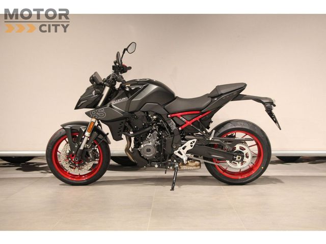 suzuki - gsx-8s