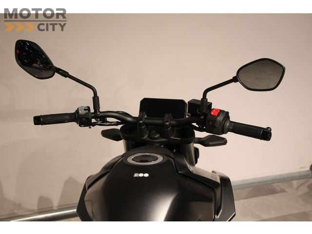 suzuki - gsx-8s