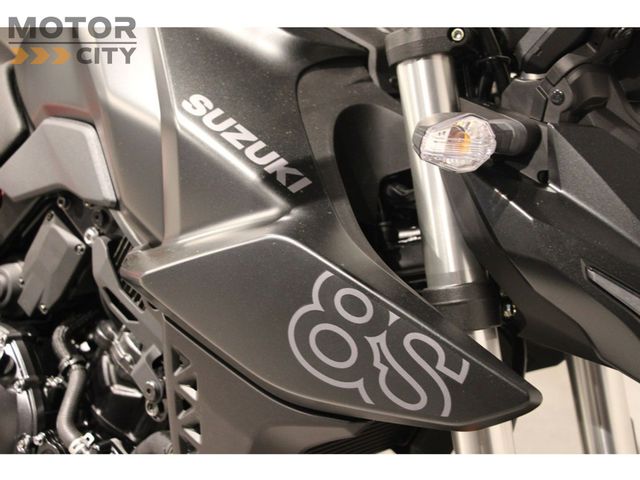 suzuki - gsx-8s