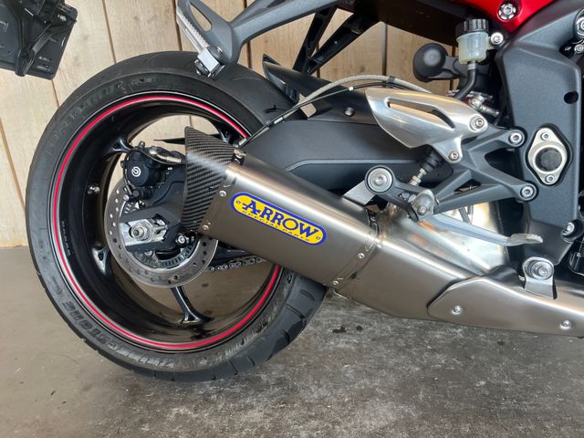 triumph - street-triple-r