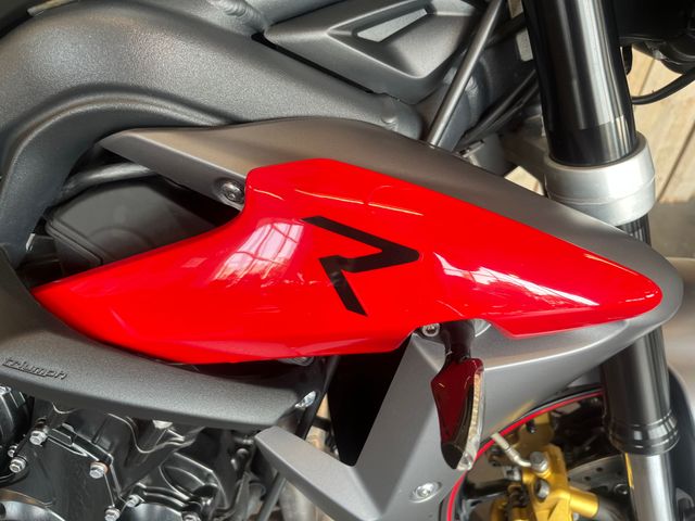triumph - street-triple-r