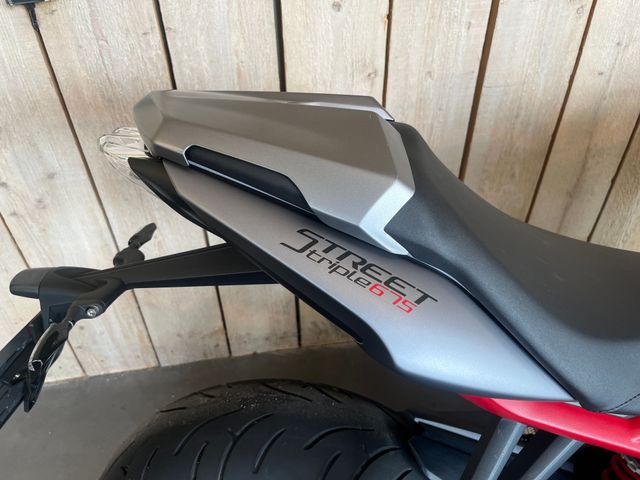 triumph - street-triple-r