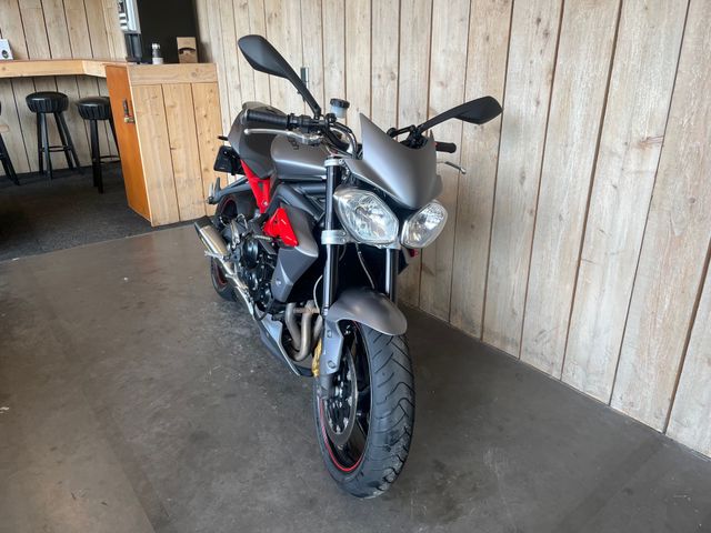 triumph - street-triple-r
