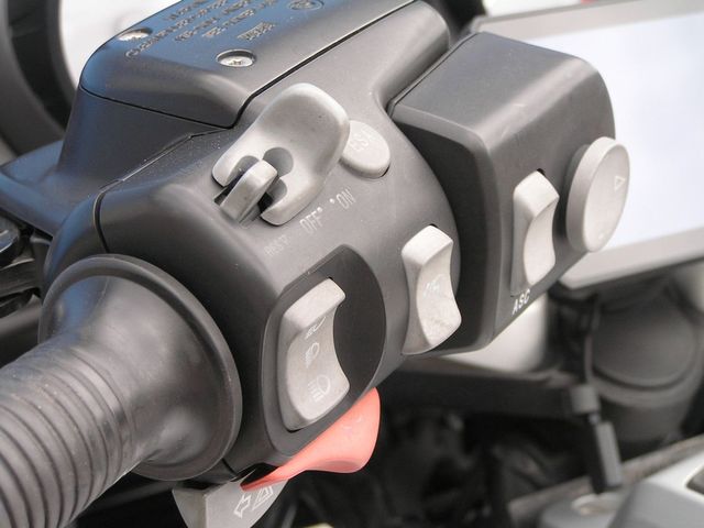 bmw - r-1200-rt
