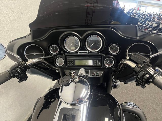 harley-davidson - electra-glide-ultra-classic-flhtcu