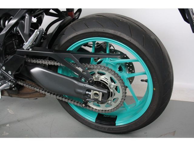 yamaha - mt-09-y-amt