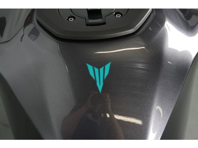 yamaha - mt-09-y-amt