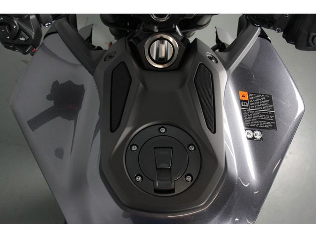 yamaha - mt-09-y-amt