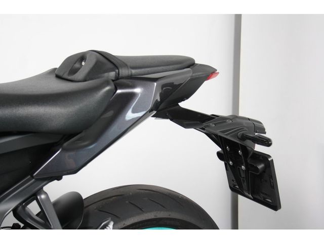 yamaha - mt-09-y-amt