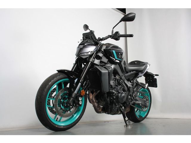 yamaha - mt-09-y-amt