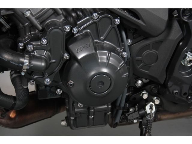 yamaha - mt-09-y-amt