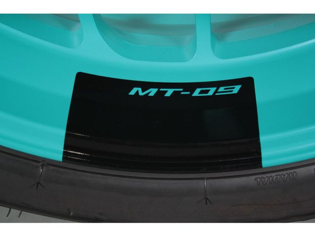 yamaha - mt-09-y-amt