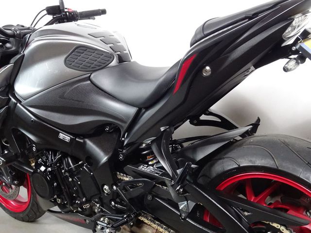 suzuki - gsx-s-1000