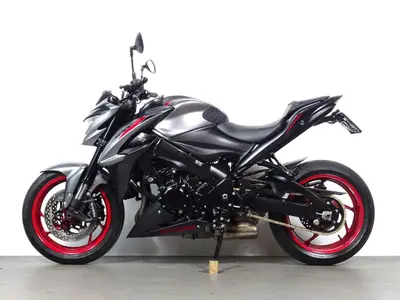 SUZUKI GSX-S 1000 – foto 2