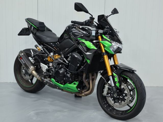 kawasaki - z900