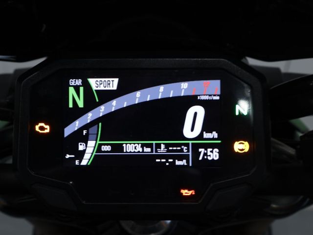 kawasaki - z900