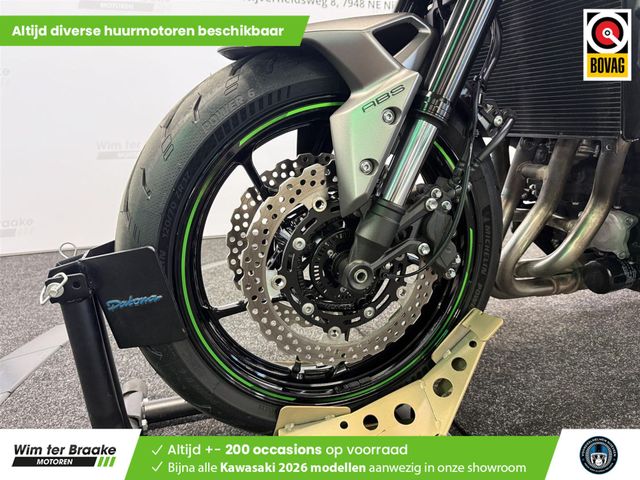 kawasaki - z900