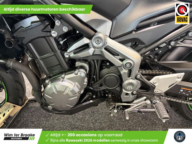 kawasaki - z900