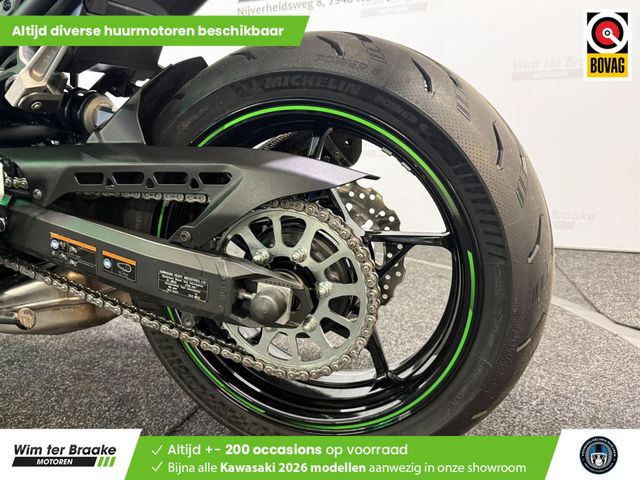 kawasaki - z900