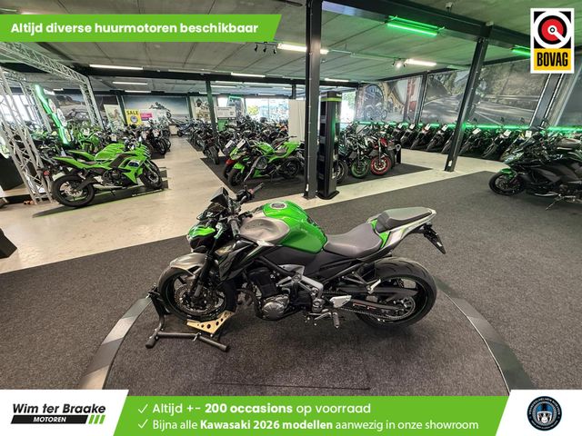 kawasaki - z900