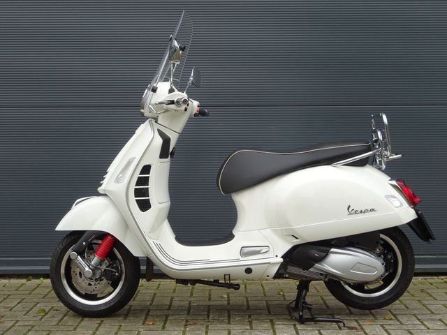 vespa - gts-super-300