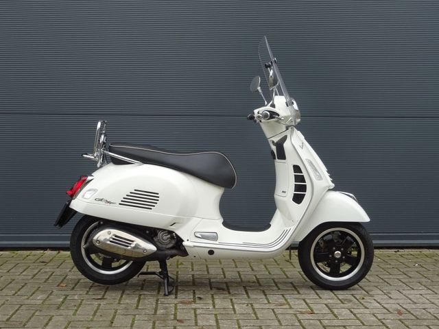 vespa - gts-super-300