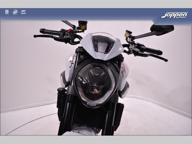 ducati - monster-plus