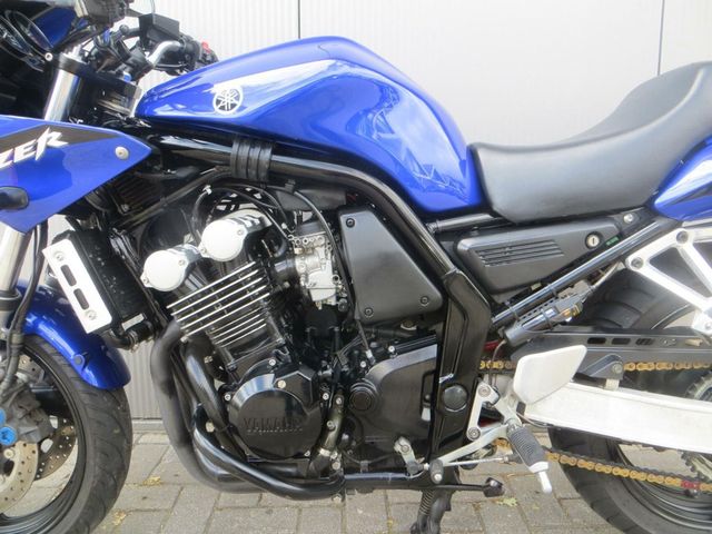 yamaha - fzs-600-fazer