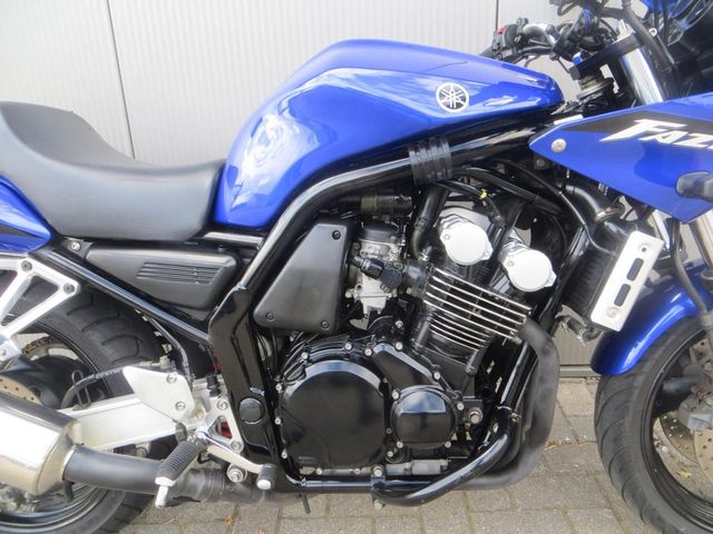 yamaha - fzs-600-fazer