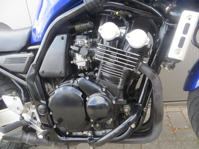 yamaha - fzs-600-fazer