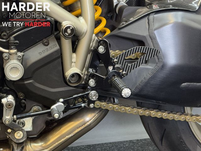 ducati - streetfighter--s-1098