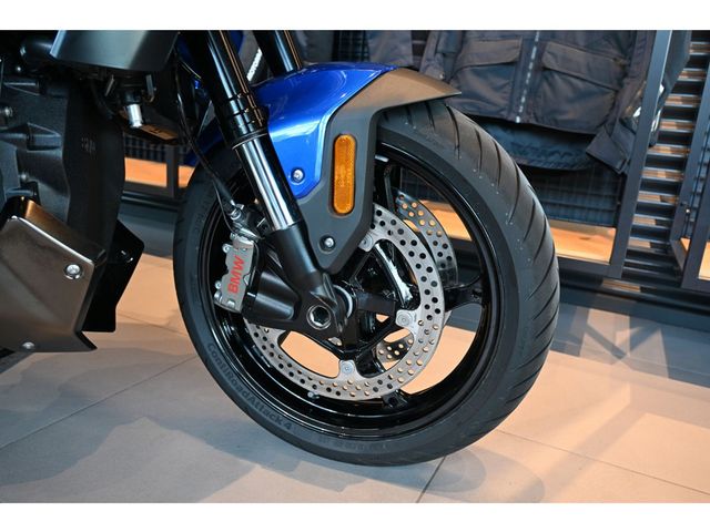 bmw - r-1300-r